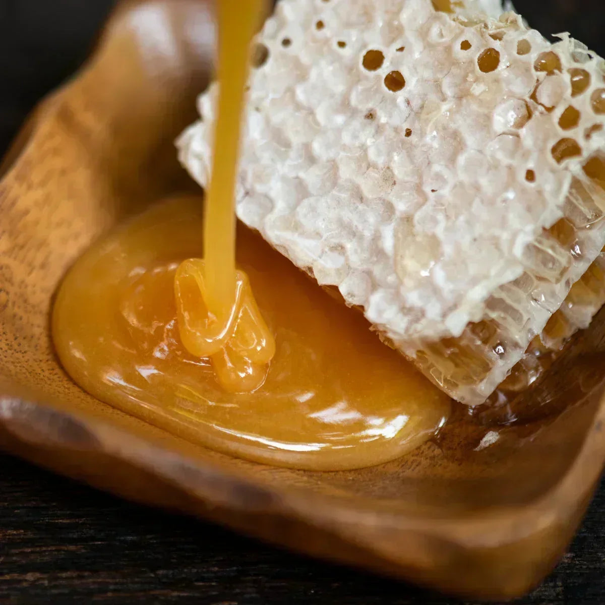 Melora Manuka Honey 525+ MGO™ UMF 15 • 500 g - Mannavita