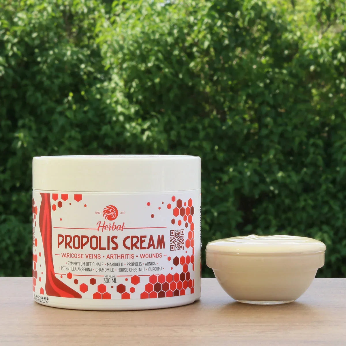 Mannavita Propolis Cream with Herbs • 300 ml - Mannavita