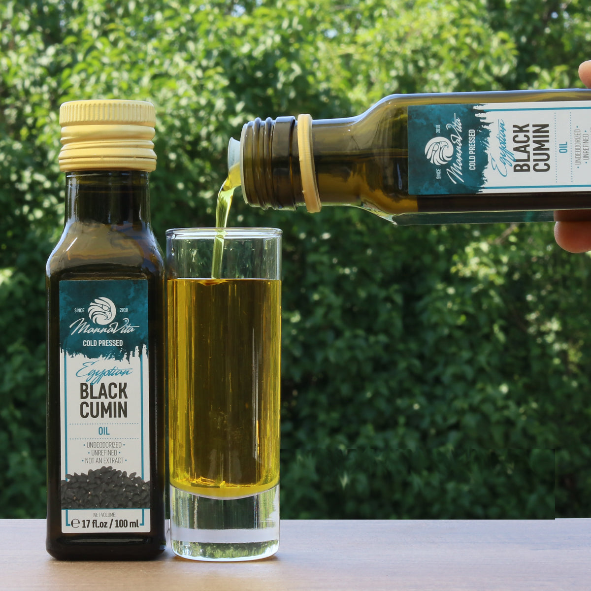 Mannavita koldpresset sort kommenfrøolie • 100 ml